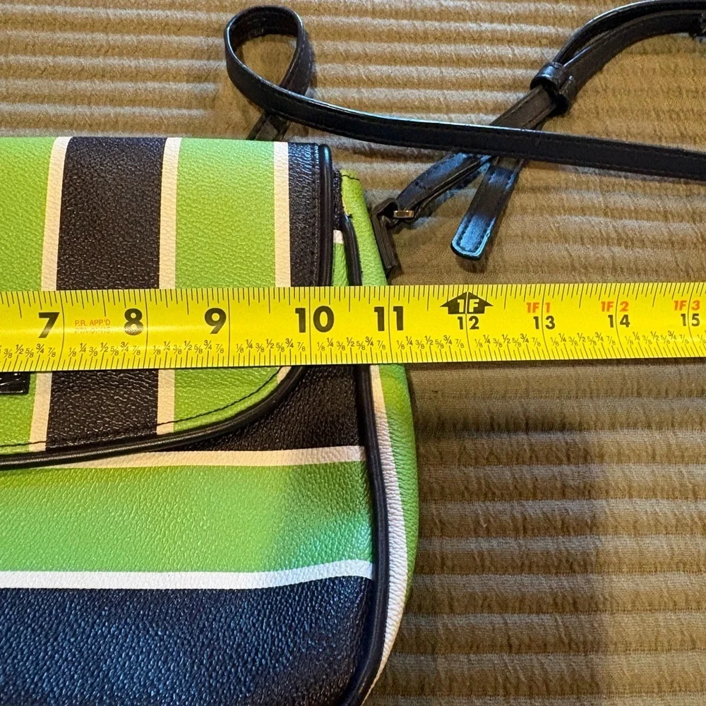 Vera Bradley Flap Crossbody bag in the 